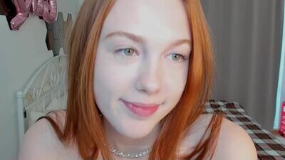 mollybellx public webcam profile photo 2