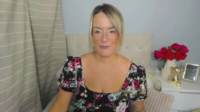 mollycrazy public webcam profile photo 3