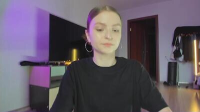 mollydangerous public webcam profile photo 2