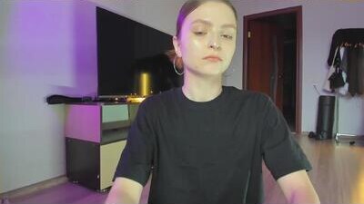 mollydangerous public webcam profile photo 8