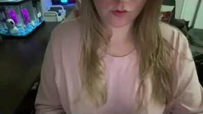 mollyjenson public webcam profile photo 6