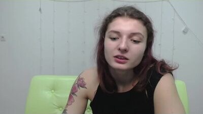 mollytravis public webcam profile photo 5