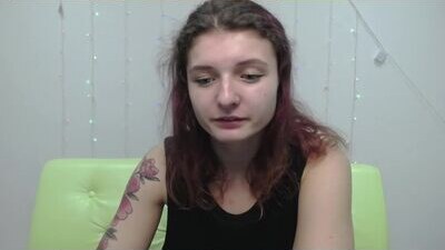 mollytravis public webcam profile photo 7
