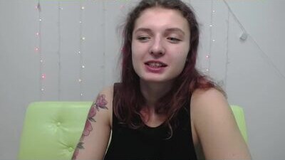 mollytravis public webcam profile photo 9