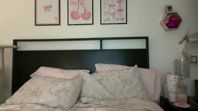 mollyxxxmoon public webcam profile photo 3