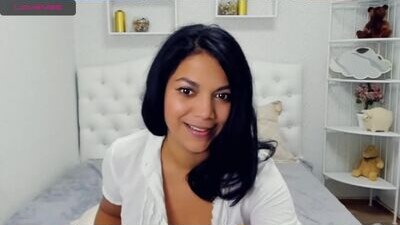 mollyyy_ public webcam profile photo 8