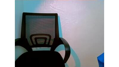 momah_water public webcam profile photo 8