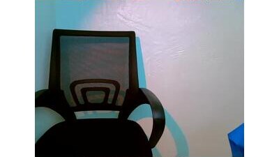 momah_water public webcam profile photo 9