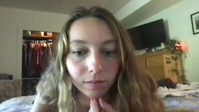 mommamia12 public webcam profile photo 6