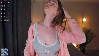 monabrickell public webcam profile photo 3