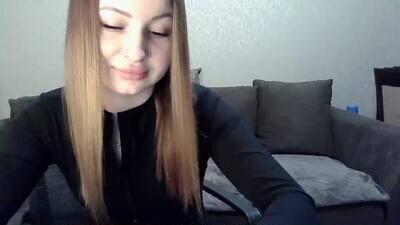monica_211 public webcam profile photo 2