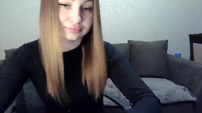 monica_211 public webcam profile photo 3