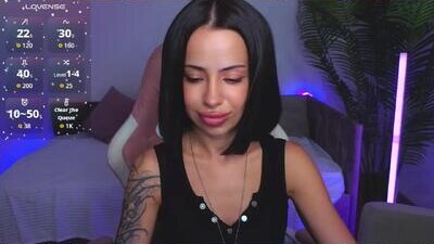 monica_brilliant public webcam profile photo 10