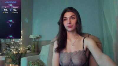 monica_vi public webcam profile photo 3
