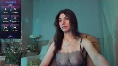 monica_vi public webcam profile photo 5