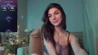 monica_vi public webcam profile photo 6
