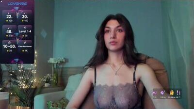 monica_vi public webcam profile photo 7