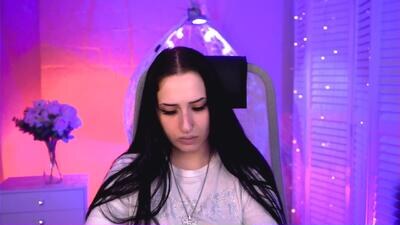 monicalowes public webcam profile photo 3