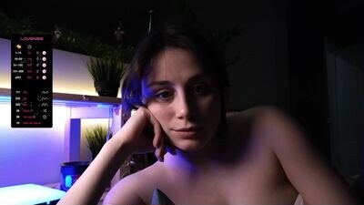 moon_deity public webcam profile photo 3