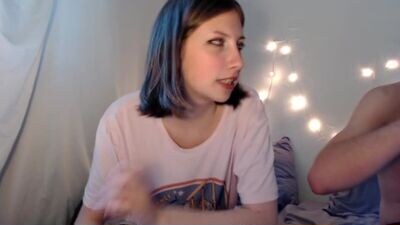 moon_kitten_bbl public webcam profile photo 4