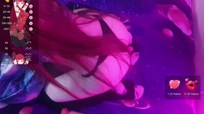 moon_shy public webcam profile photo 4