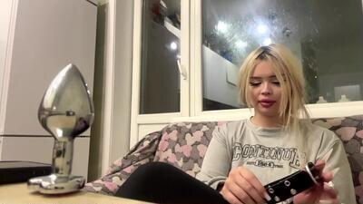moonluvv3 public webcam profile photo 2