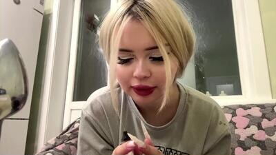 moonluvv3 public webcam profile photo 4