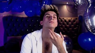 mr_williseo public webcam profile photo 8