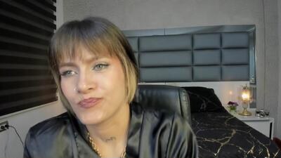 mrs_regina_clk public webcam profile photo 2
