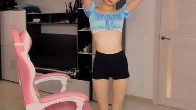 ms_emily_ public webcam profile photo 9