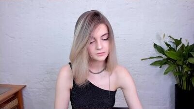 msgretta public webcam profile photo 7