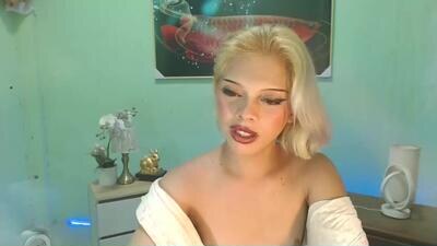 msmeygan public webcam profile photo 3