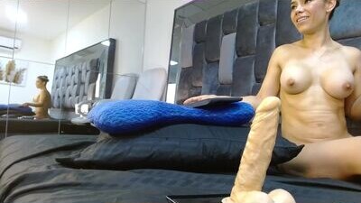 mss_sofia_ public webcam profile photo 6
