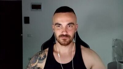mu5clemania public webcam profile photo 2