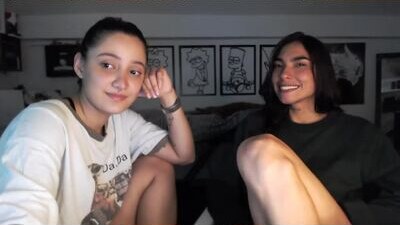 mulan_o public webcam profile photo 7