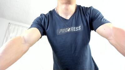 muscle_man07 public webcam profile photo 3
