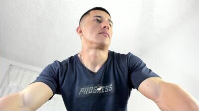 muscle_man07 public webcam profile photo 4