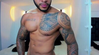 muscle_man19 public webcam profile photo 4