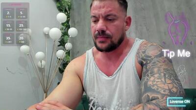musclemonster31 public webcam profile photo 2
