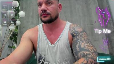 musclemonster31 public webcam profile photo 8