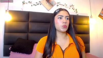 mya_herrera public webcam profile photo 3