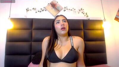 mya_herrera public webcam profile photo 10