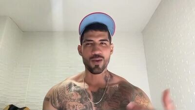 myke_esthetic public webcam profile photo 4