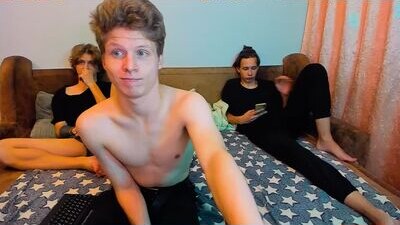 myles_foxy public webcam profile photo 8