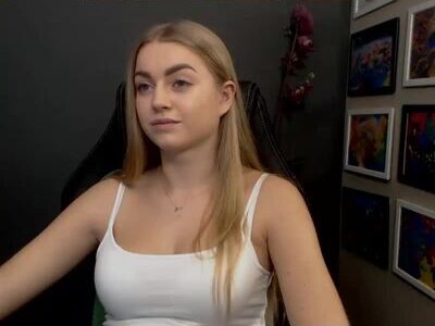 mysteryericax public webcam profile photo 7
