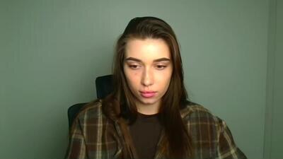 mysticamelia public webcam profile photo 2