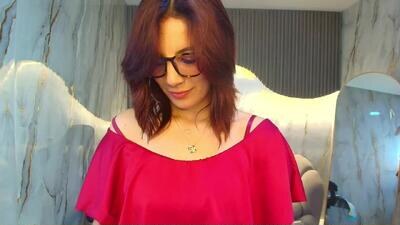 nadia_r_ public webcam profile photo 5