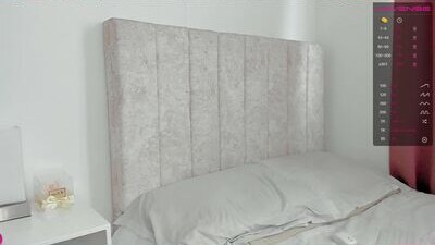 naileea public webcam profile photo 9
