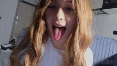 naive_love public webcam profile photo 2
