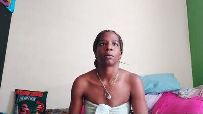 nalgomi420_ public webcam profile photo 2